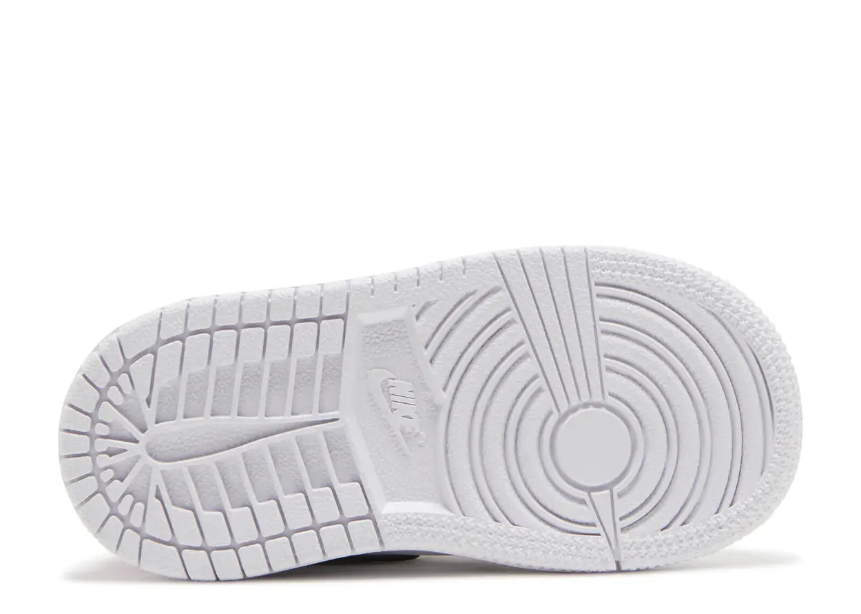 Air Jordan 1 Mid TD 'Barely Grape' - Size 4C