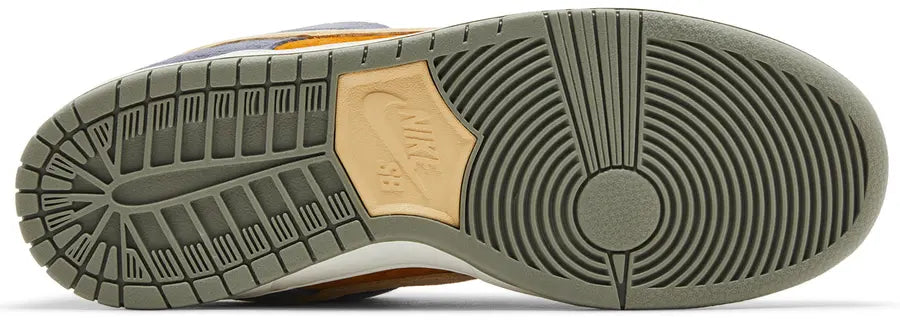 Nike Dunk Low SB 'Light Carbon Monarch' - Size 8.5